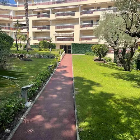 Elegant 2pieces Piscinevue Parking Appartement Vallauris