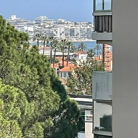 Elegant 2pieces Piscinevue Parking Apartman *